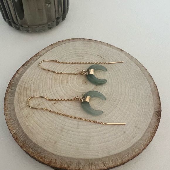 Long Tassel Chain with Moon Horn Natural Stone Pendant- Boho Edgy Earrings - Picture 15 of 16